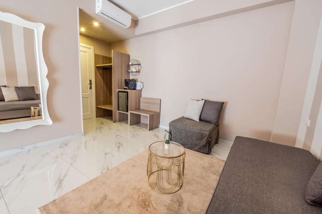 Eolian Port B&B Милацо Екстериор снимка